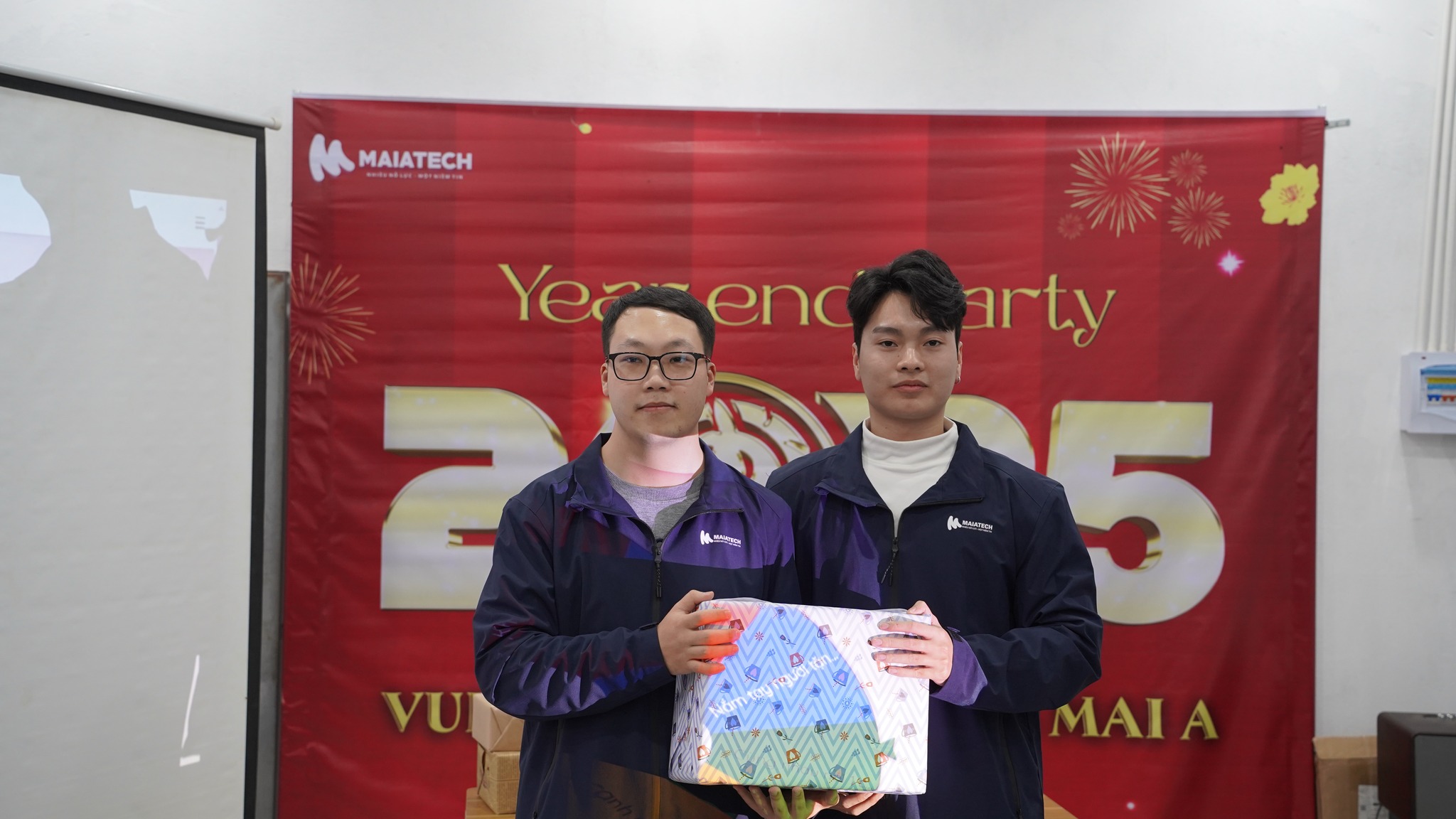 Niềm vui khi được nhận món quà ngẫu nhiên