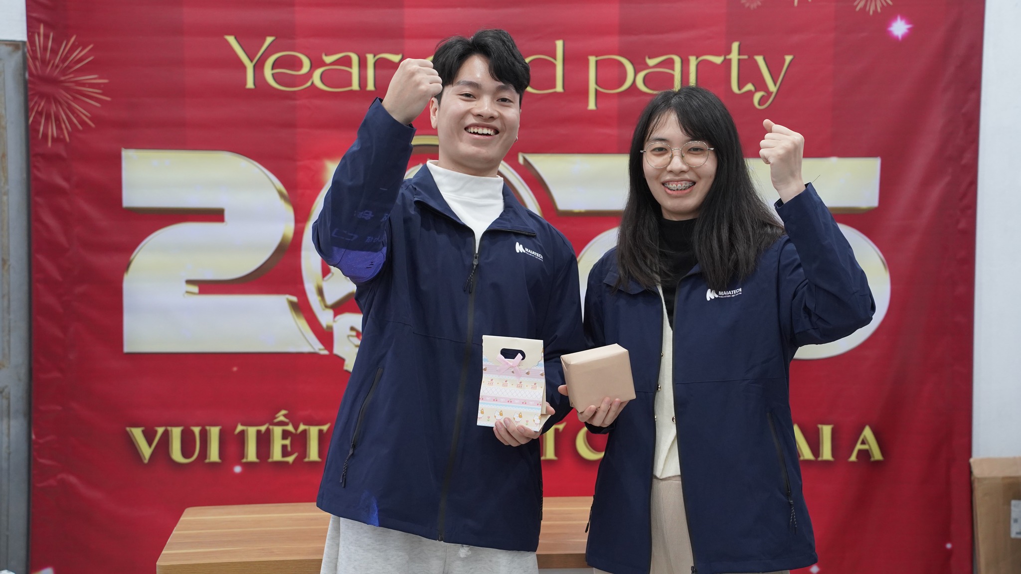 Niềm vui khi được nhận món quà ngẫu nhiên