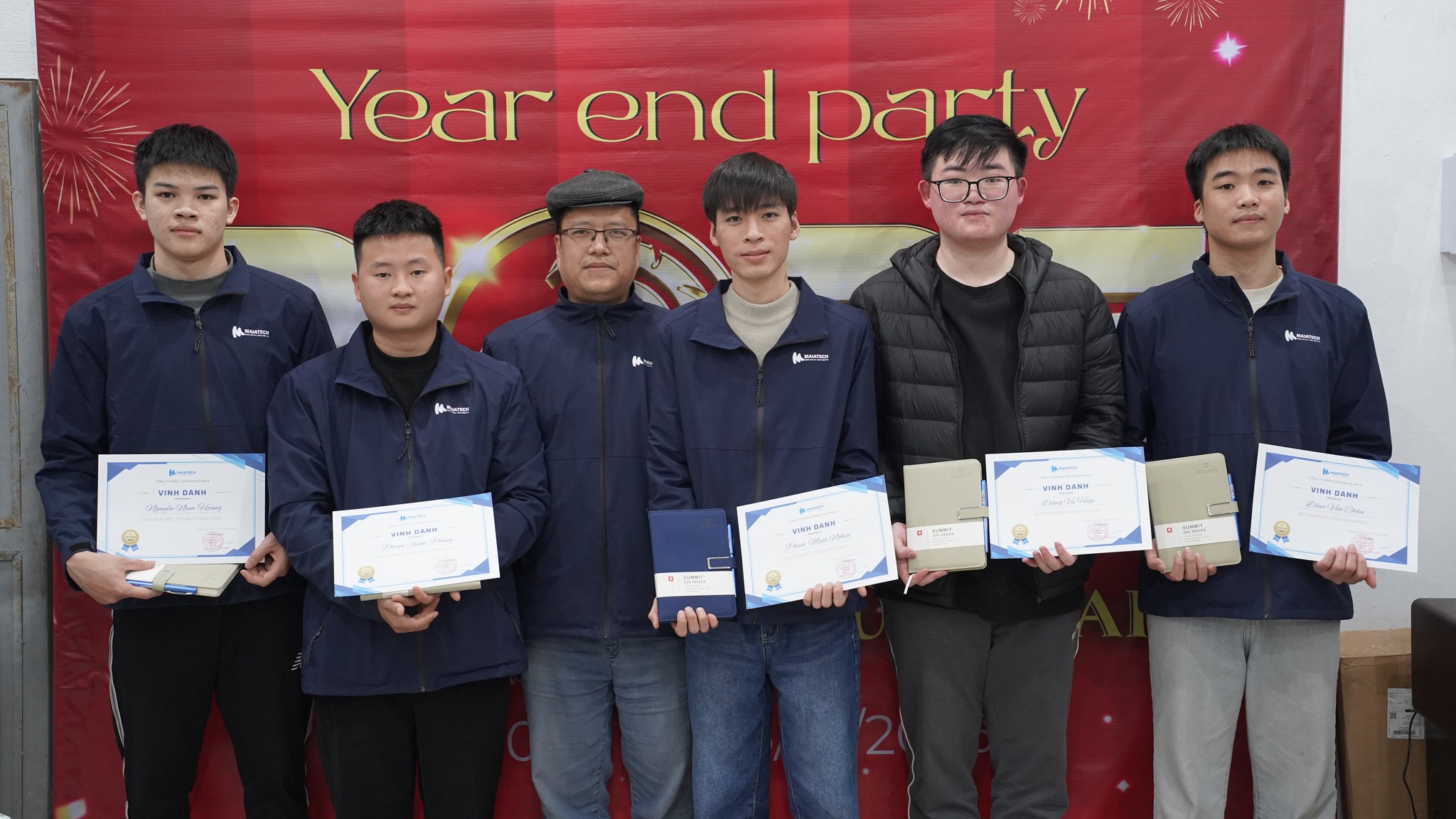 CEO vinh danh đóng góp của nhân viên