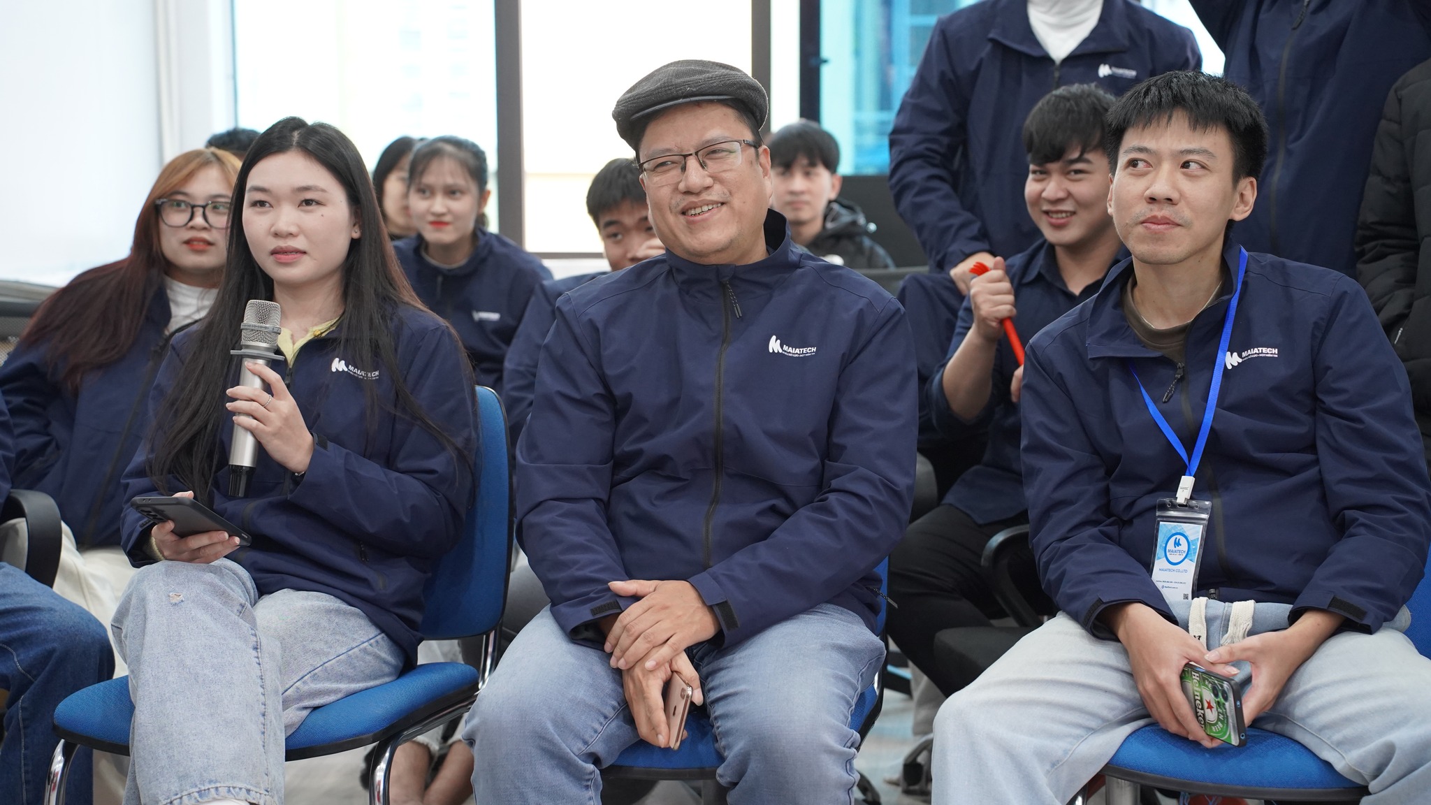 Ban giám khảo và khán giả tỏ ra rất hứng thú với mini game "Cặp đôi hoàn cảnh"