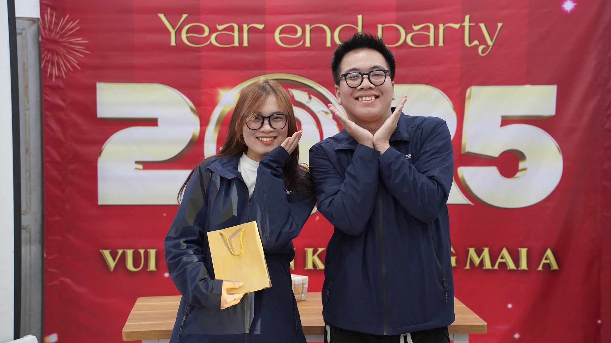 Niềm vui khi được nhận món quà ngẫu nhiên